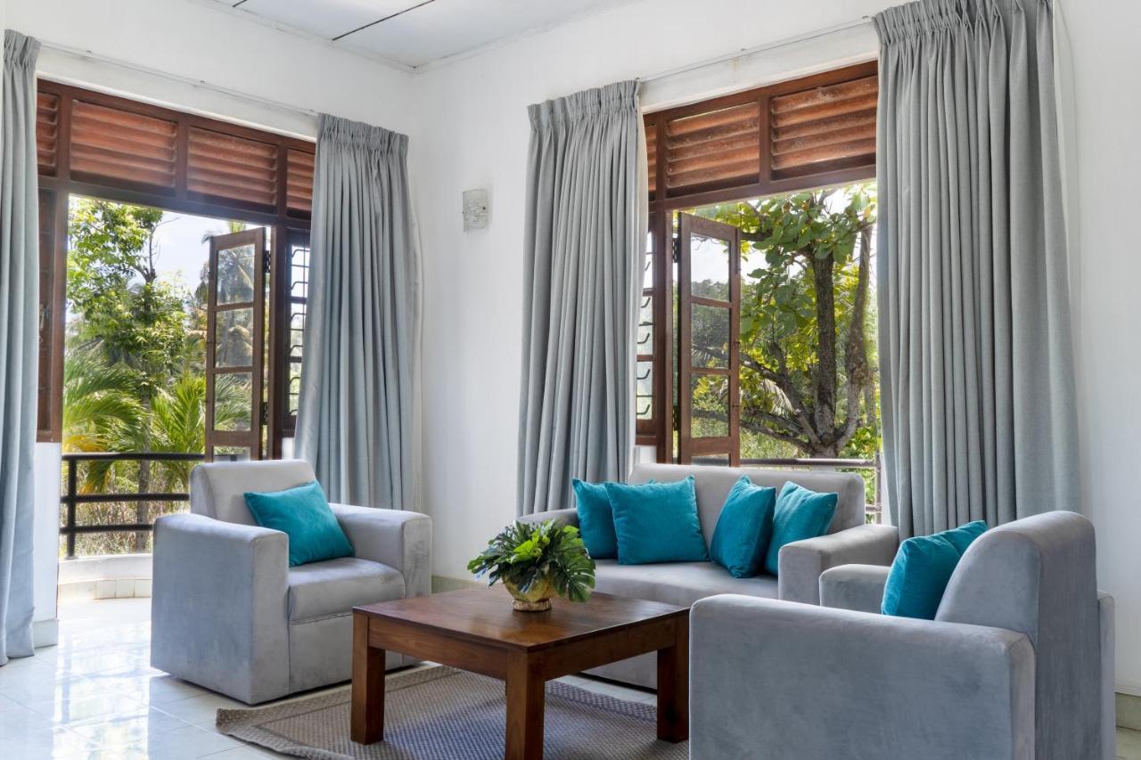 Villa Sarakkuwa Pamunugama Εξωτερικό φωτογραφία