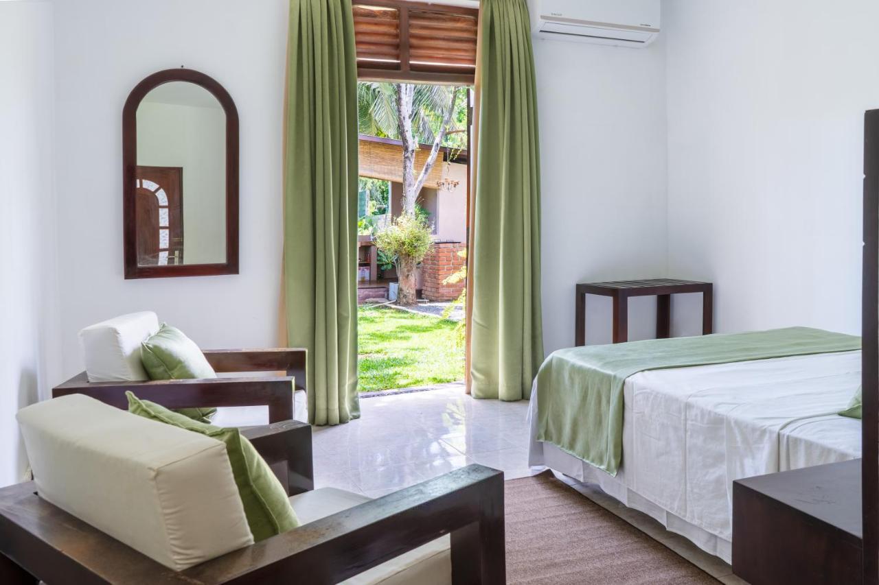 Villa Sarakkuwa Pamunugama Εξωτερικό φωτογραφία